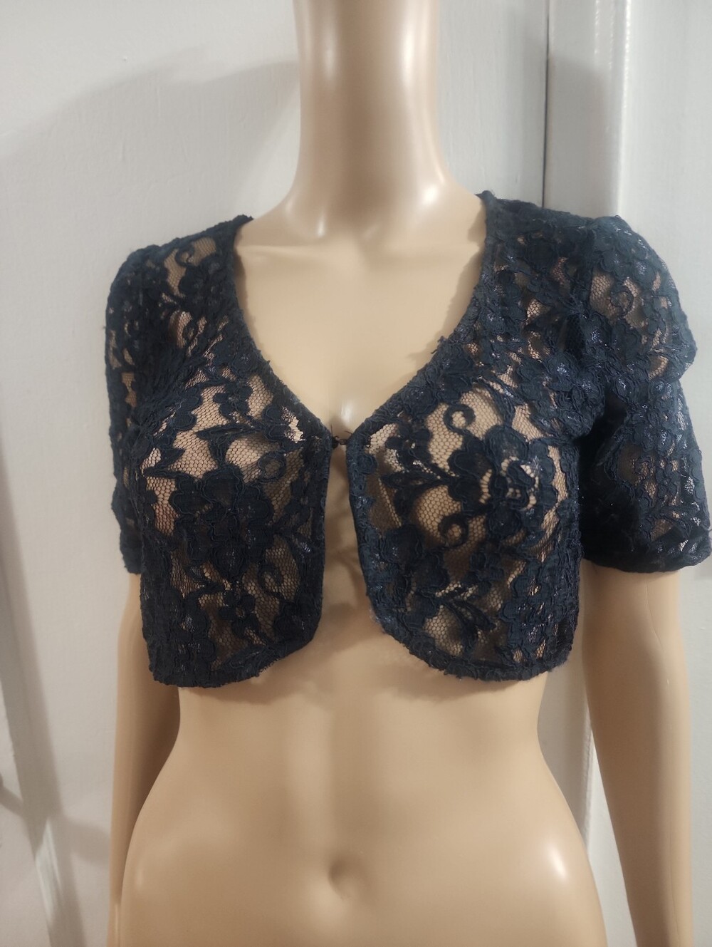 H & M NAVY BLUE LACE CROP TOP BOLORO SHRUG SIZE S/4 SHORT SLEEVE Y2K